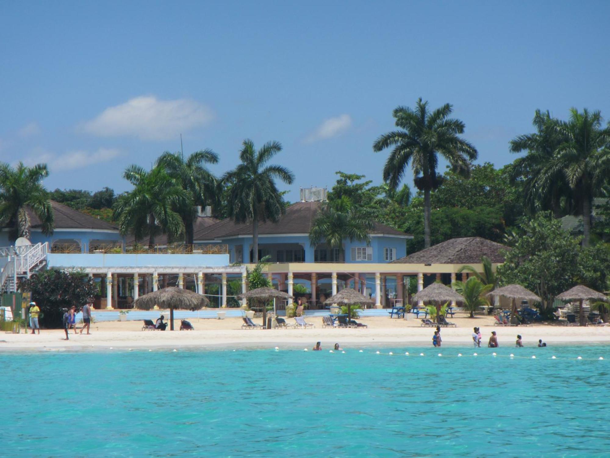 Beachcomber Club Resort Negril Exterior photo