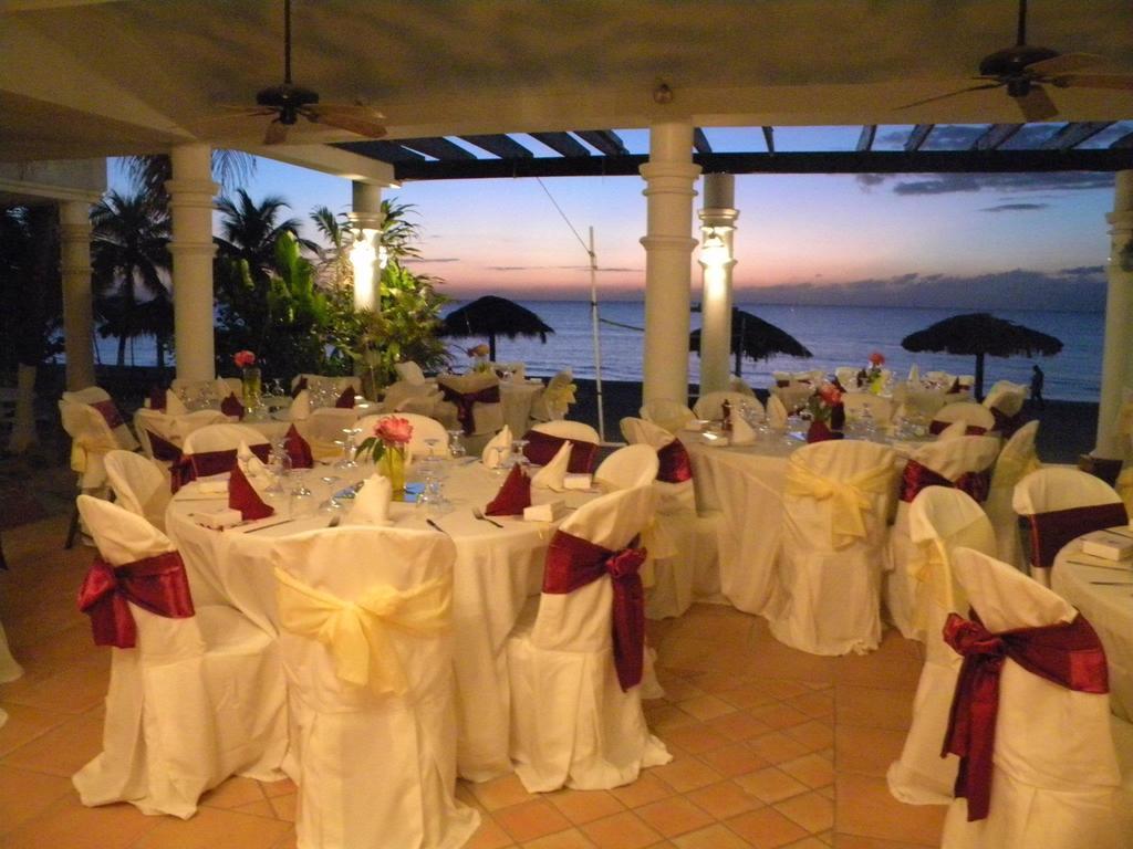 Beachcomber Club Resort Negril Exterior photo