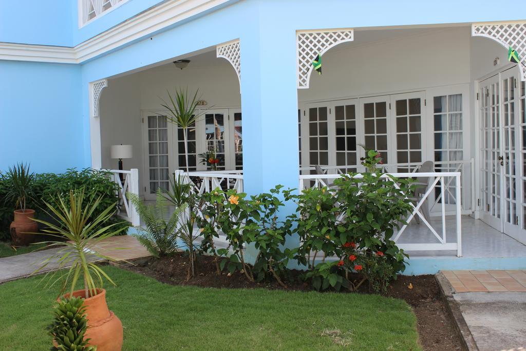 Beachcomber Club Resort Negril Exterior photo