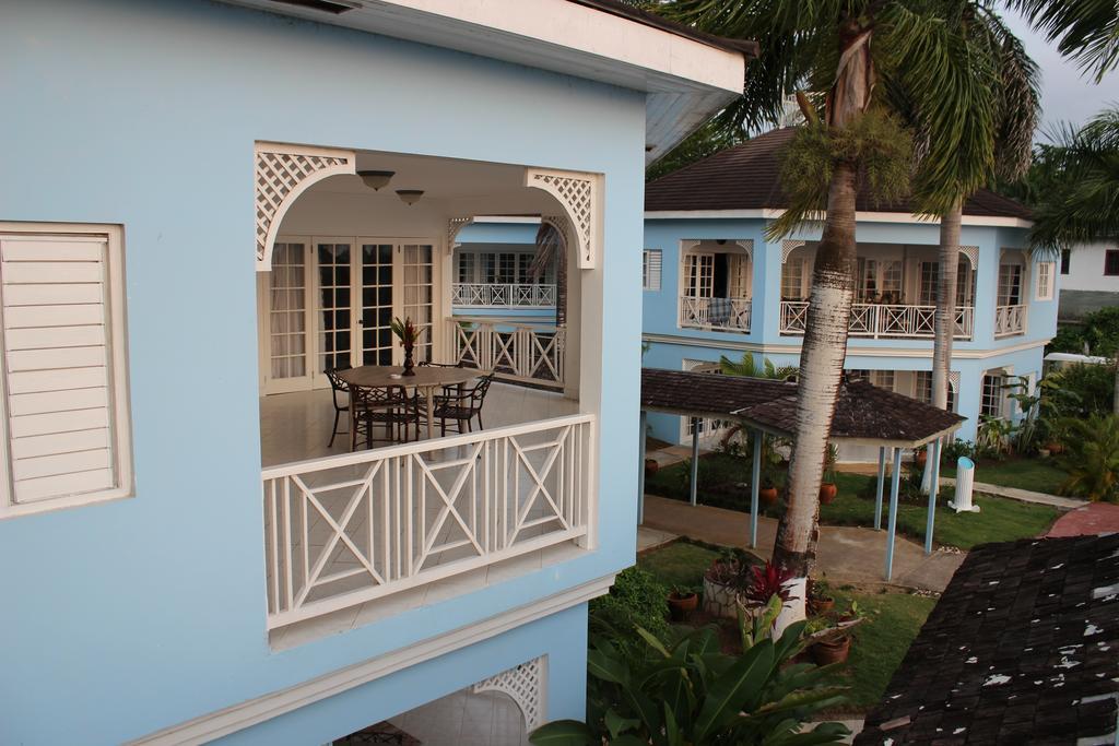 Beachcomber Club Resort Negril Exterior photo